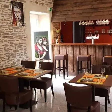 Pensión La Longre Cerisy-la-Foret